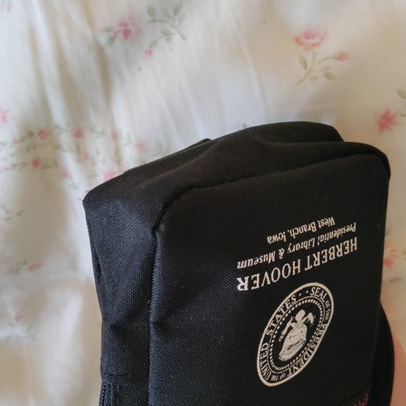 Keychain Backpack -Hebert Hoover Presidential Insignia - Picture 5 of 8